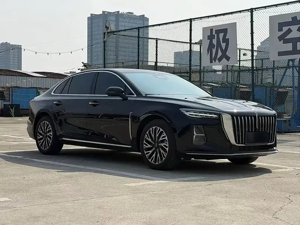 Hongqi H5 — фото 8