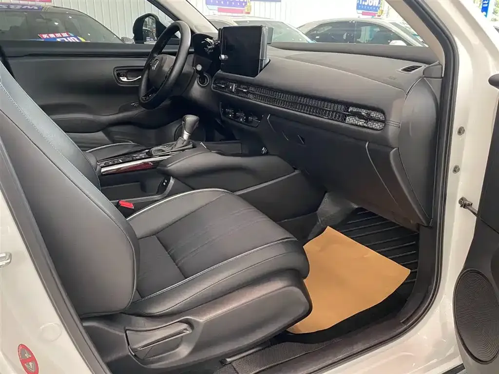 Honda HR-V 2024 из CN, фото 6