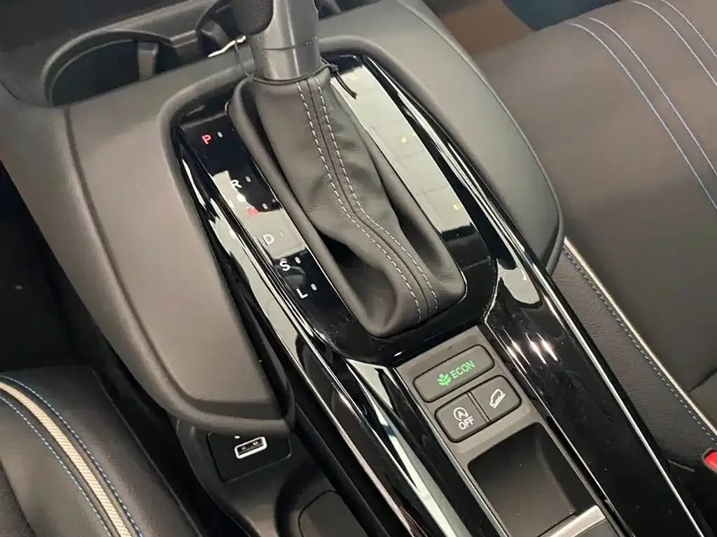Honda HR-V 2024 из CN, фото 7