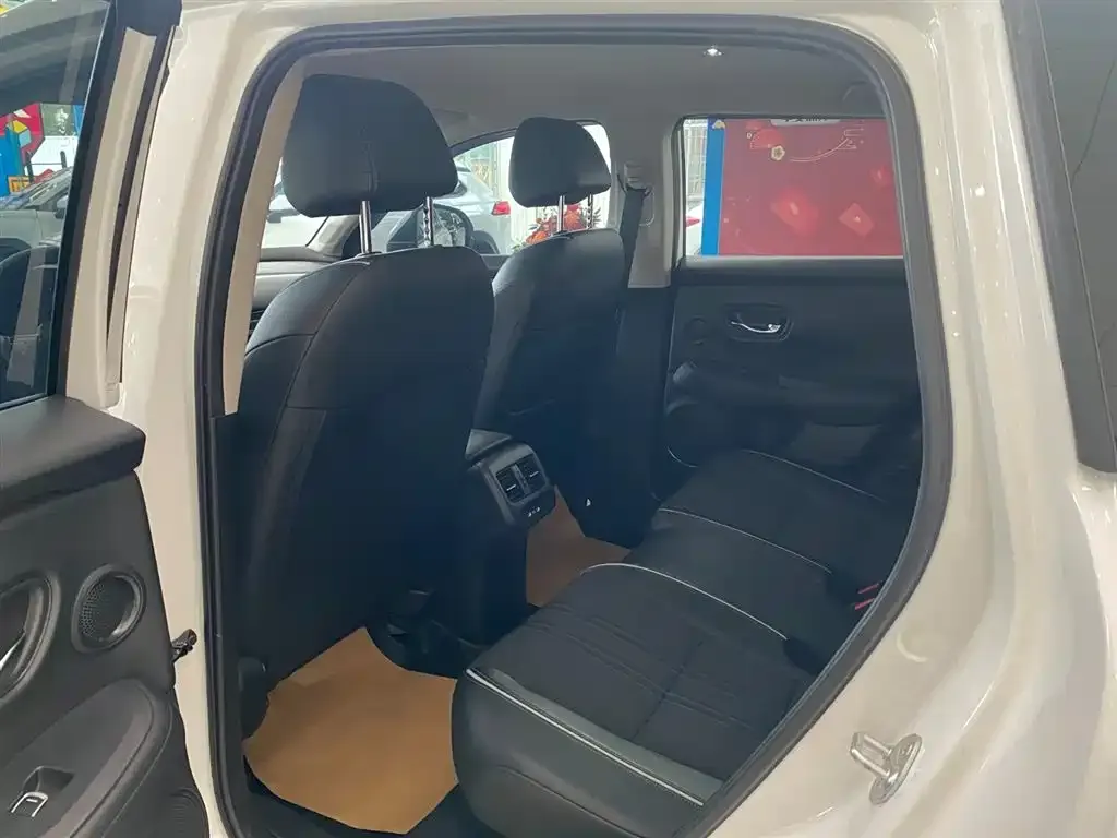 Honda HR-V 2024 из CN, фото 10