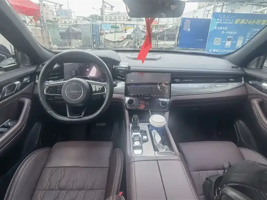 Lynk & Co 09 PHEV 2022 из CN, фото 8