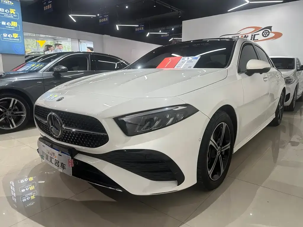 Mercedes-Benz A-Class — фото 1