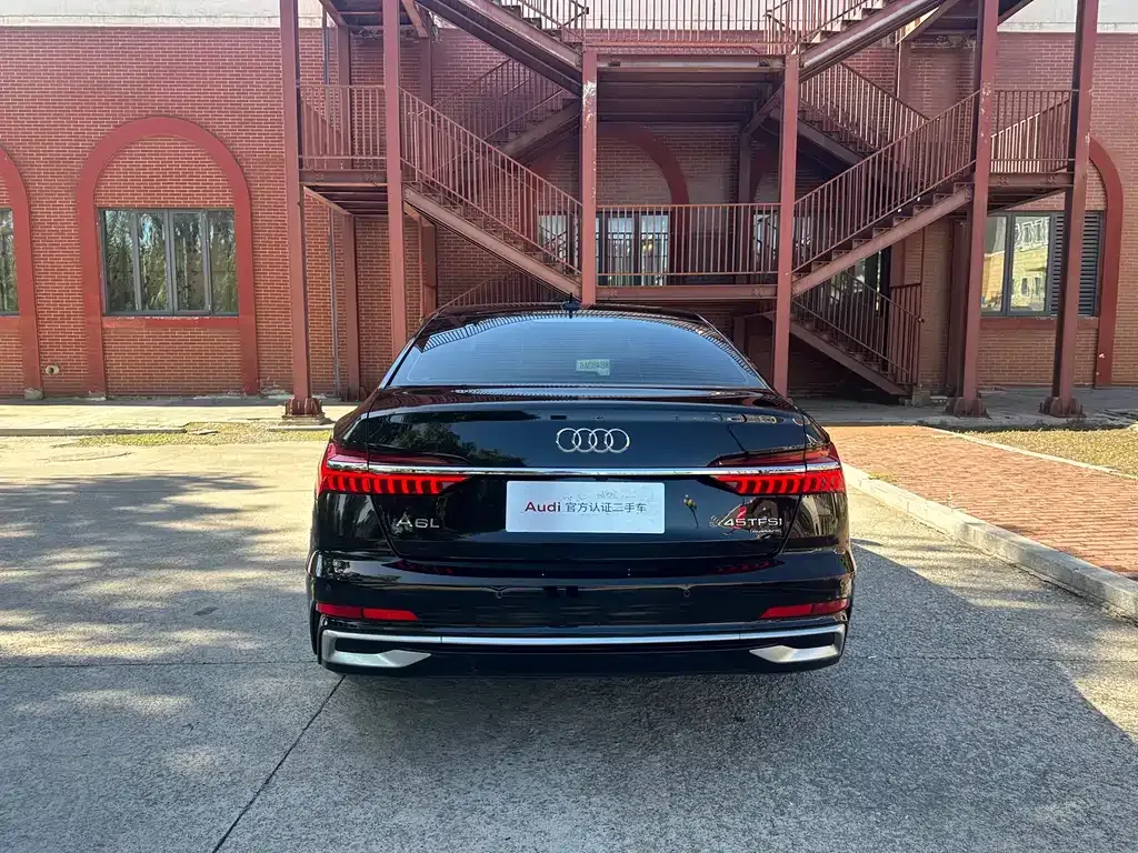 Audi A6L — фото 4