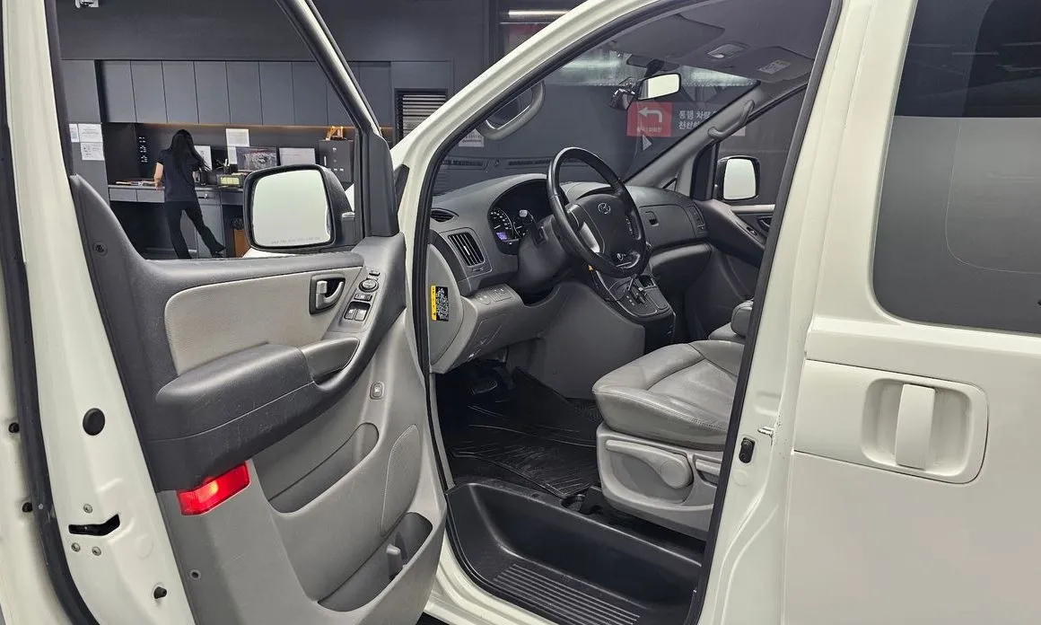 Hyundai Starex 2021 из KR, фото 10