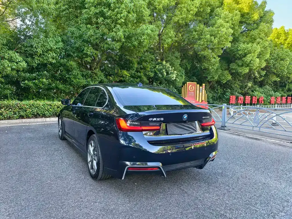 BMW i3 — фото 7