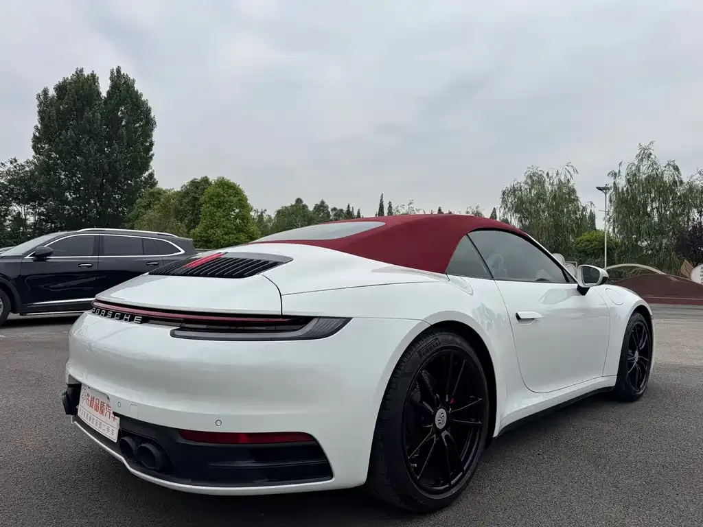 Porsche 911 2022 из CN, фото 2