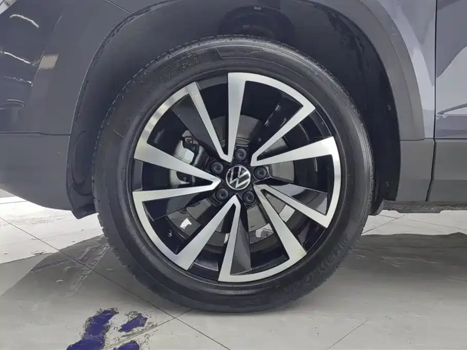Volkswagen Tharu — фото 10