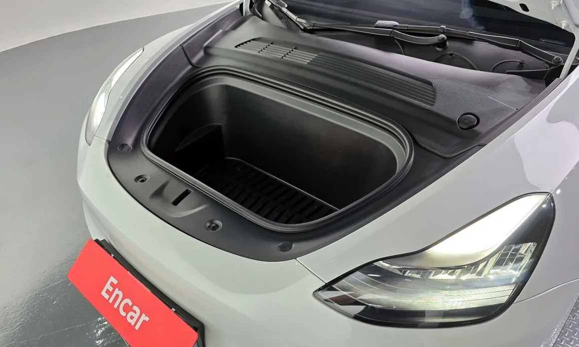 Tesla Model Y 2021 из KR, фото 10