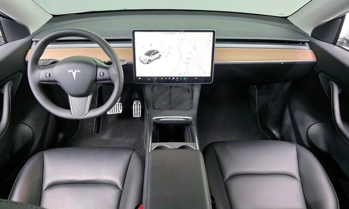 Tesla Model Y 2021 из KR, фото 3