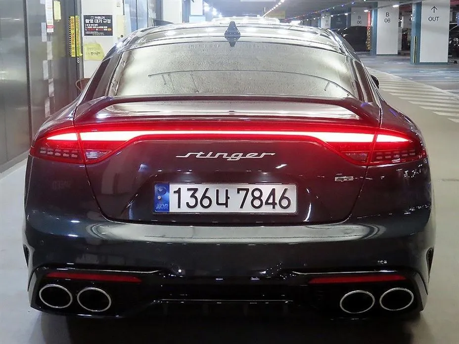 Kia Stinger 2023 из KR, фото 9