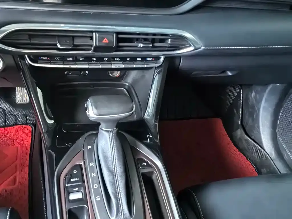 GAC Motor Trumpchi GS4 — фото 9