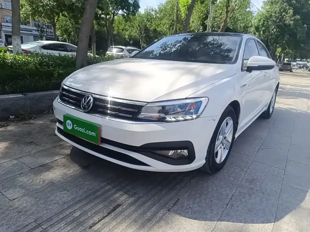 Volkswagen Lamando