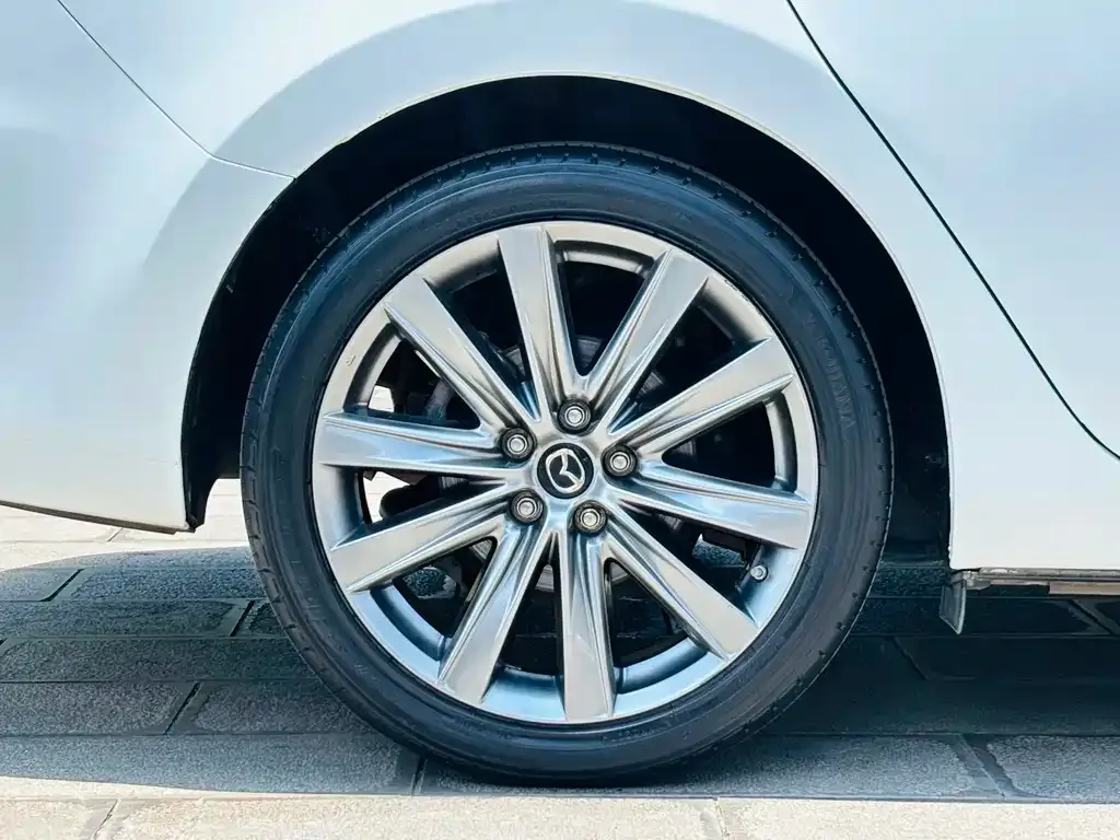 Mazda Atenza — фото 10