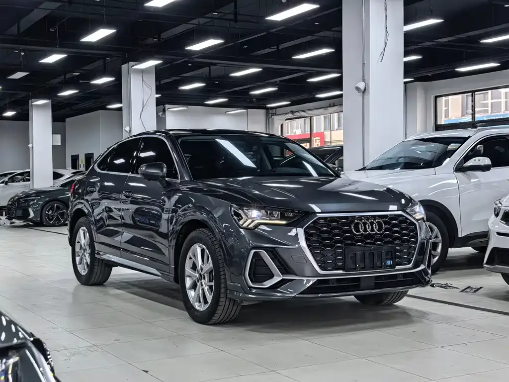 Audi Q3 Sportback 2023 из CN, фото 6