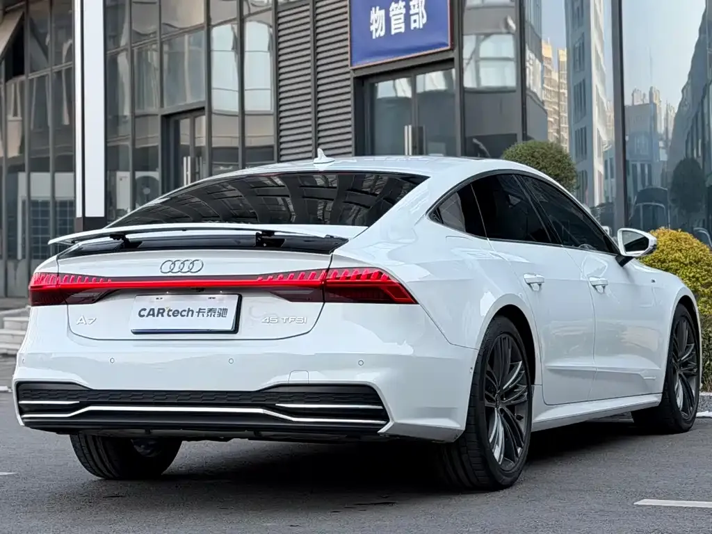 Audi A7 — фото 4