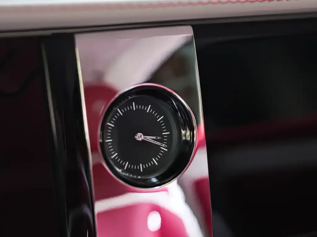 Rolls-Royce Phantom 2024 из CN, фото 8