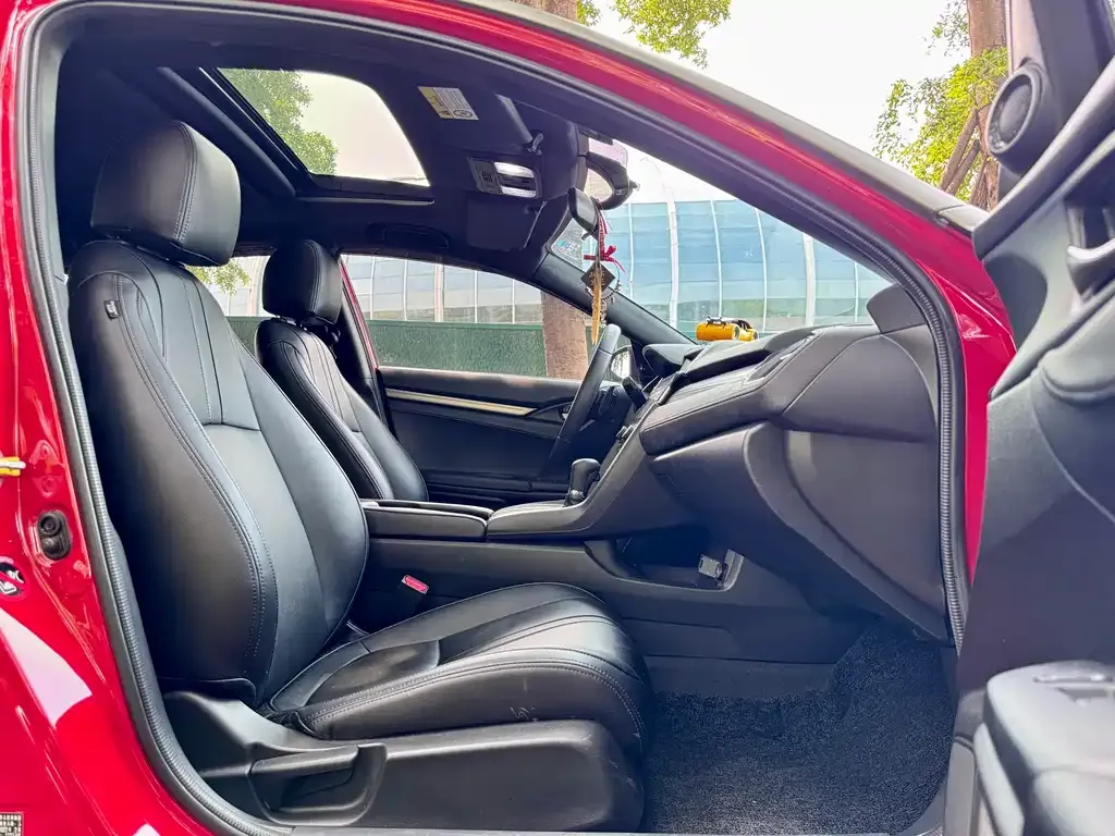 Honda Civic — фото 8