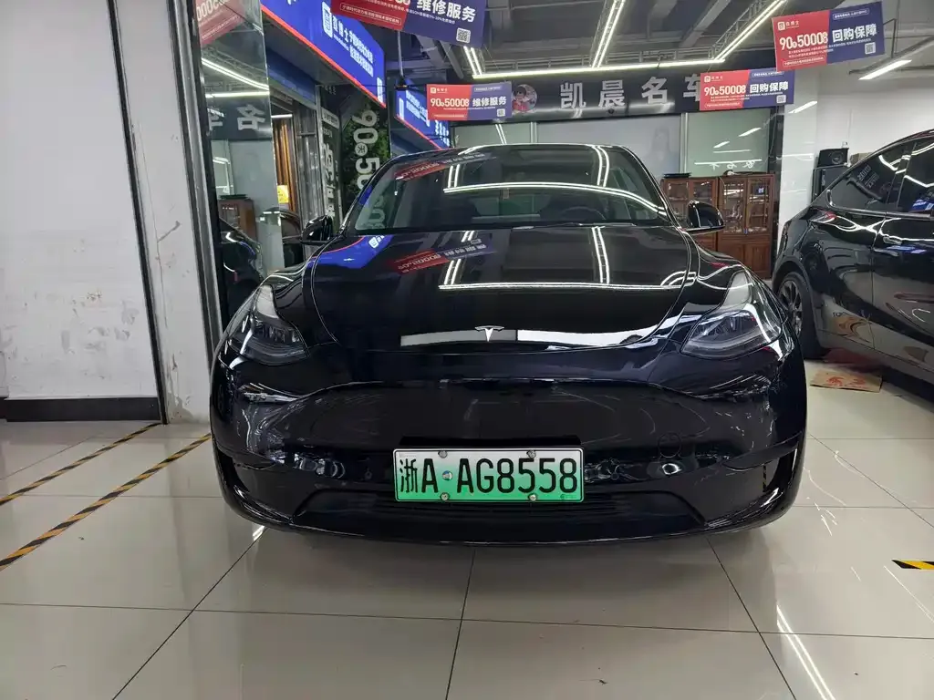 Tesla Model Y — фото 7