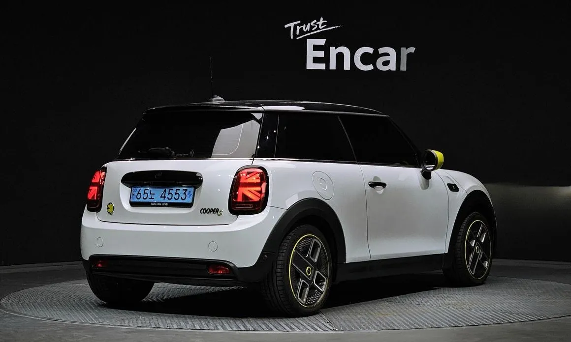Mini Cooper 2024 из KR, фото 8