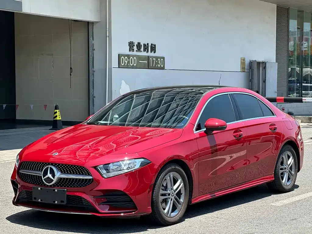 Mercedes-Benz A-Class — фото 1