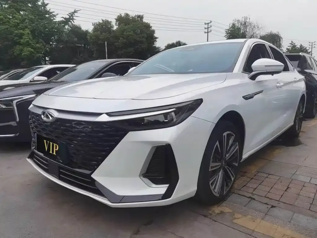 Chery Arrizo 8