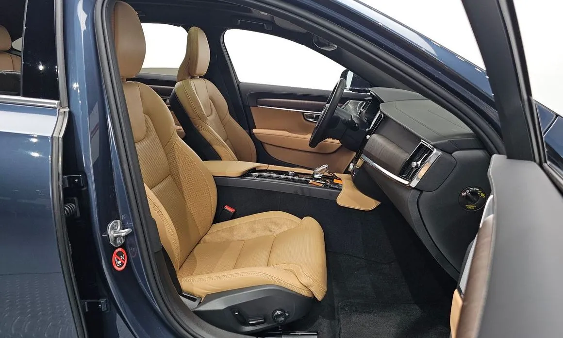 Volvo S90 2023 из KR, фото 9