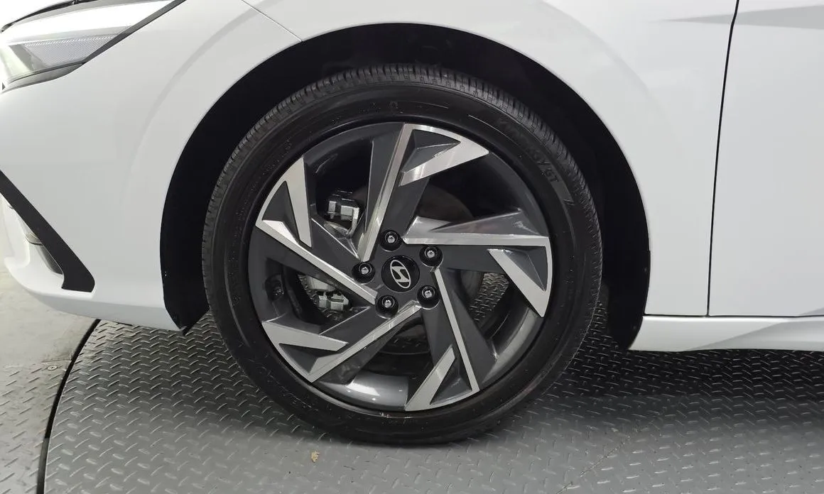 Hyundai AVANTE 2024 из KR, фото 6