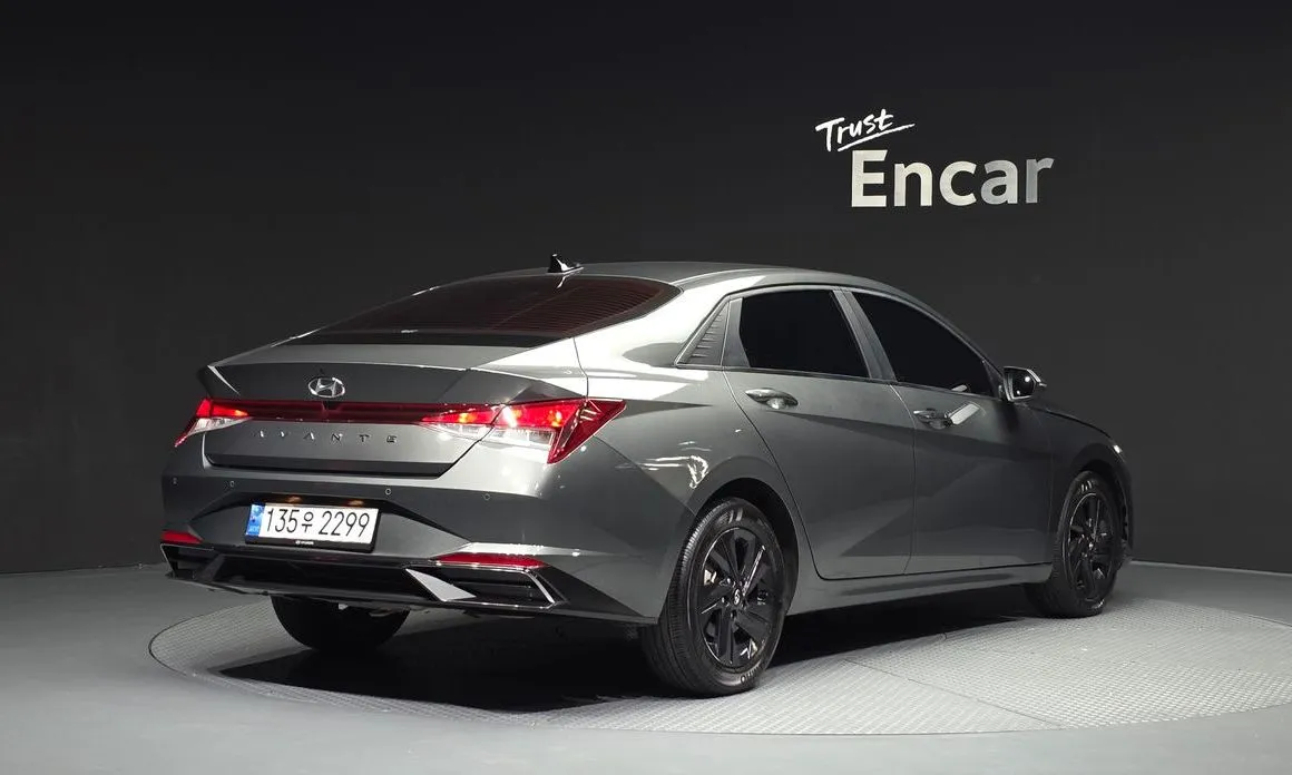 Hyundai AVANTE — фото 4