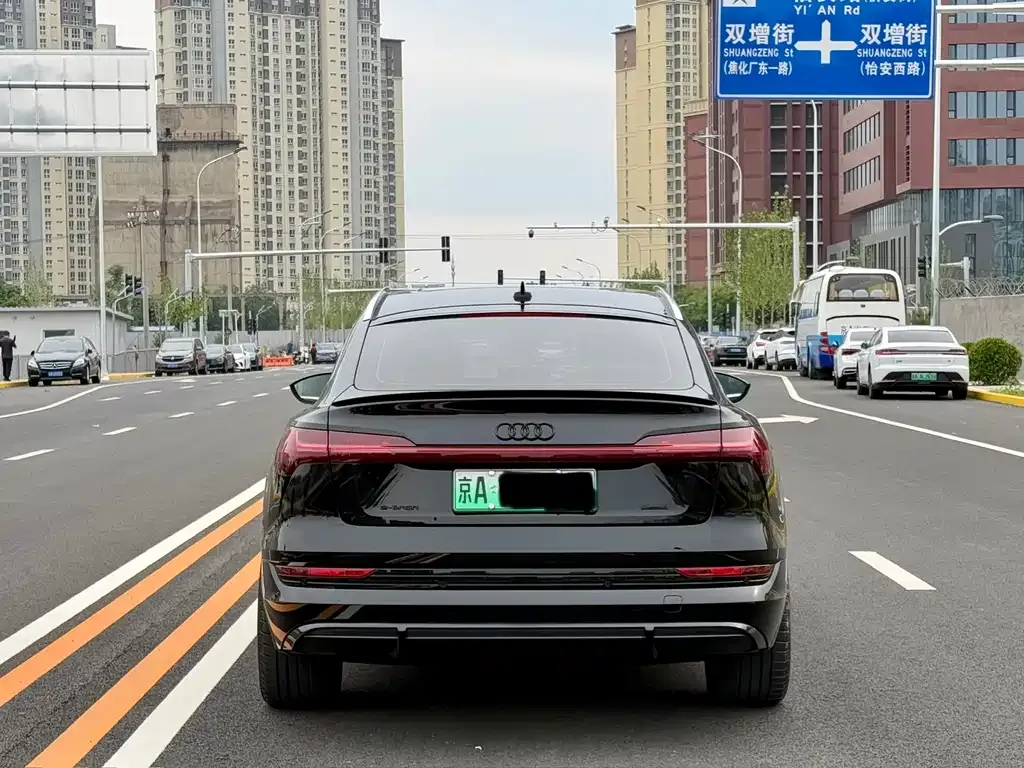 Audi e-tron (Import) 2021 из CN, фото 8