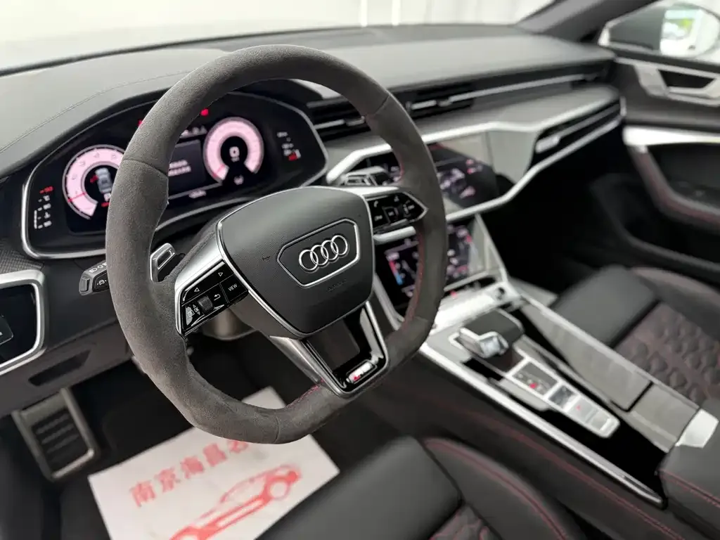 Audi RS 7 2025 из CN, фото 8