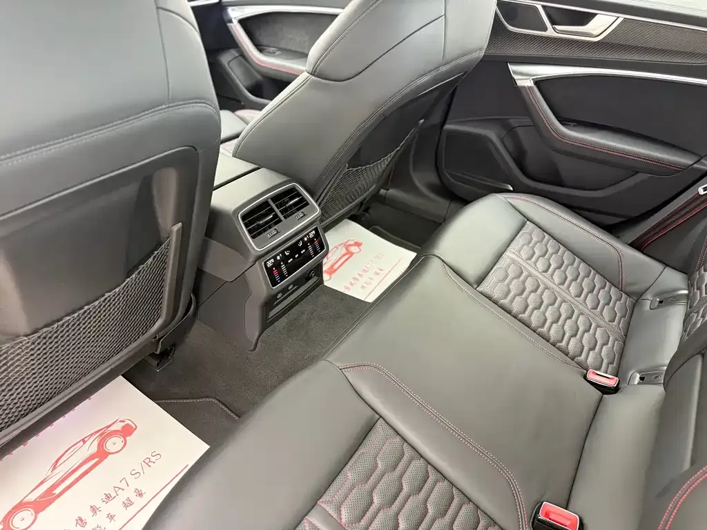 Audi RS 7 2025 из CN, фото 10