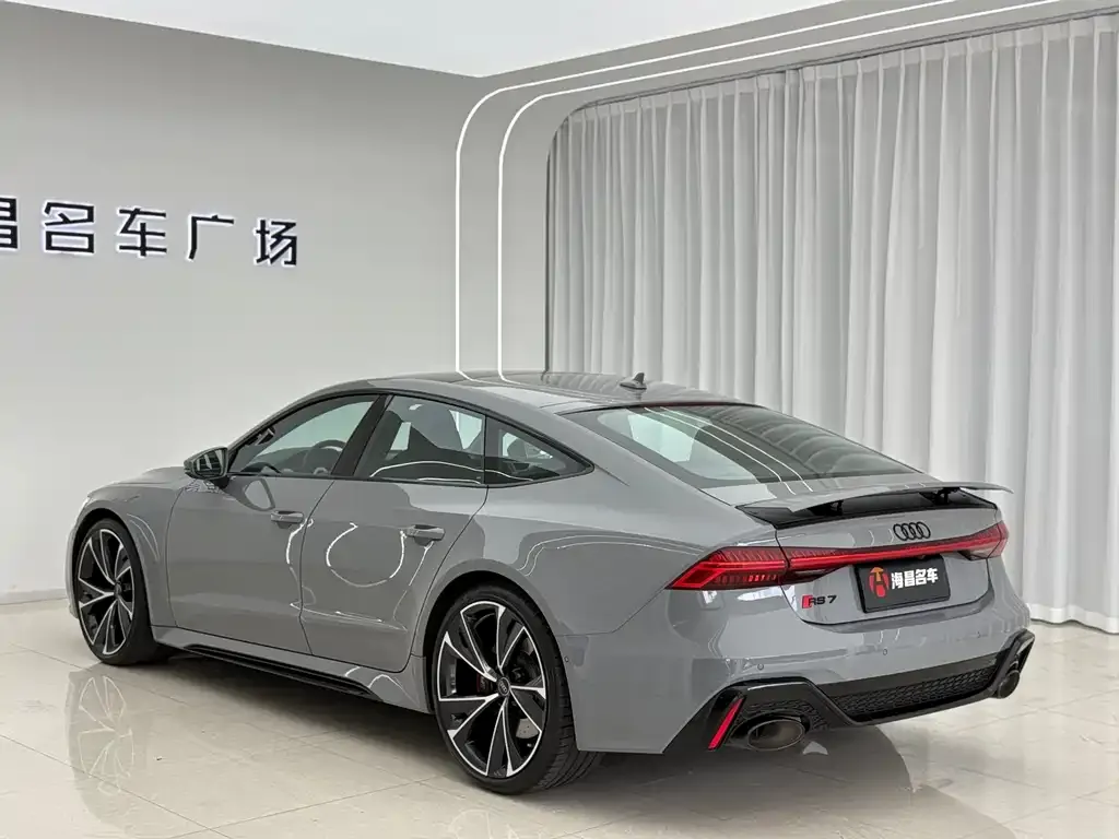 Audi RS 7 2025 из CN, фото 2
