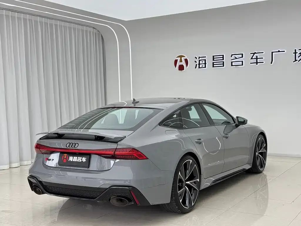 Audi RS 7 2025 из CN, фото 6