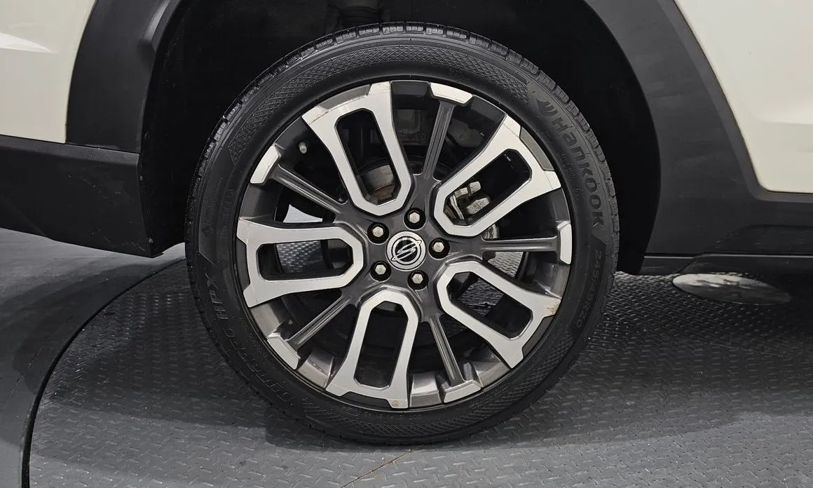 KG Mobility (Ssangyong) Torres 2023 из KR, фото 4