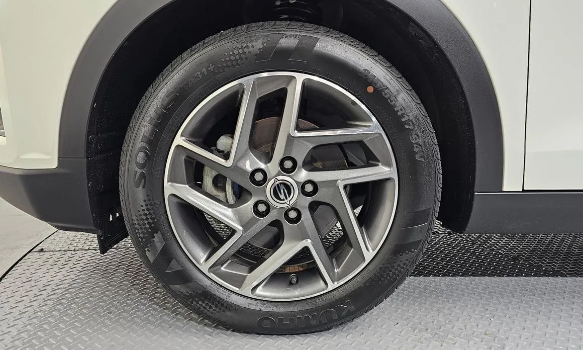 KG Mobility (Ssangyong) TIBOLI 2022 из KR, фото 7