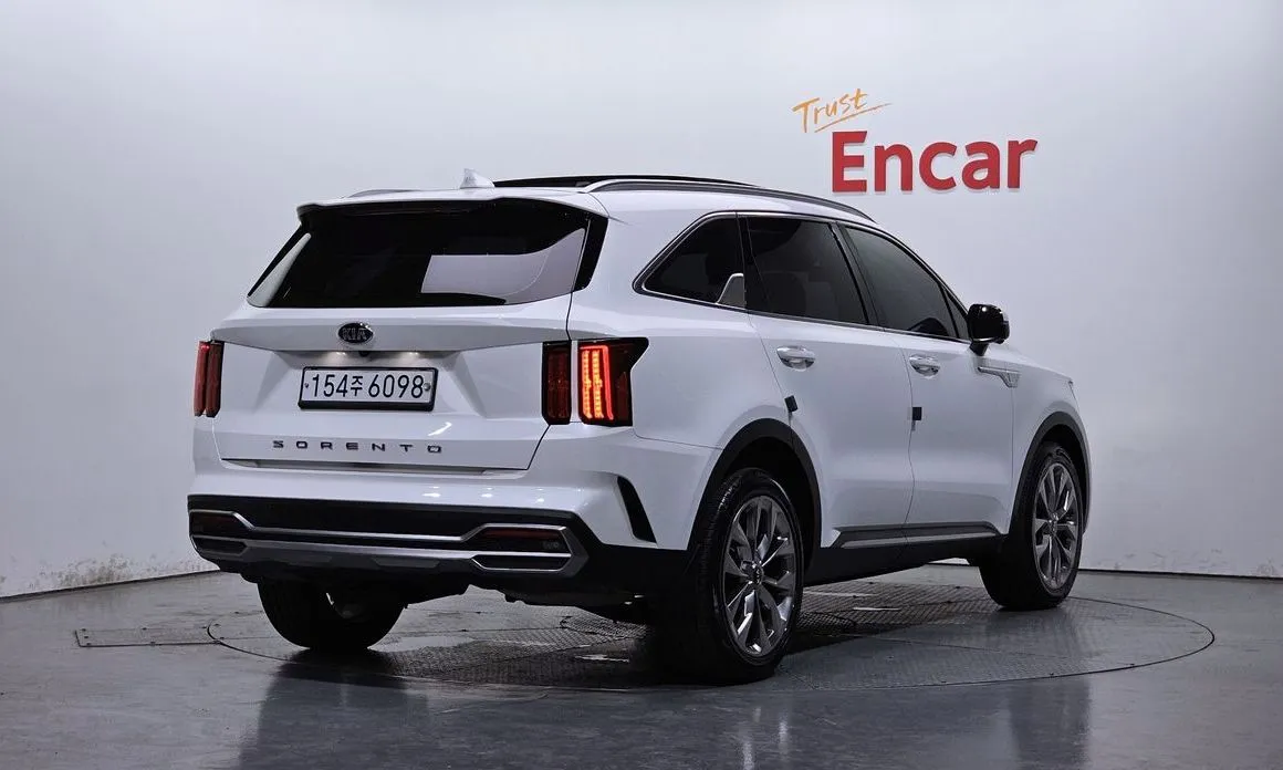 Kia Sorento — фото 3