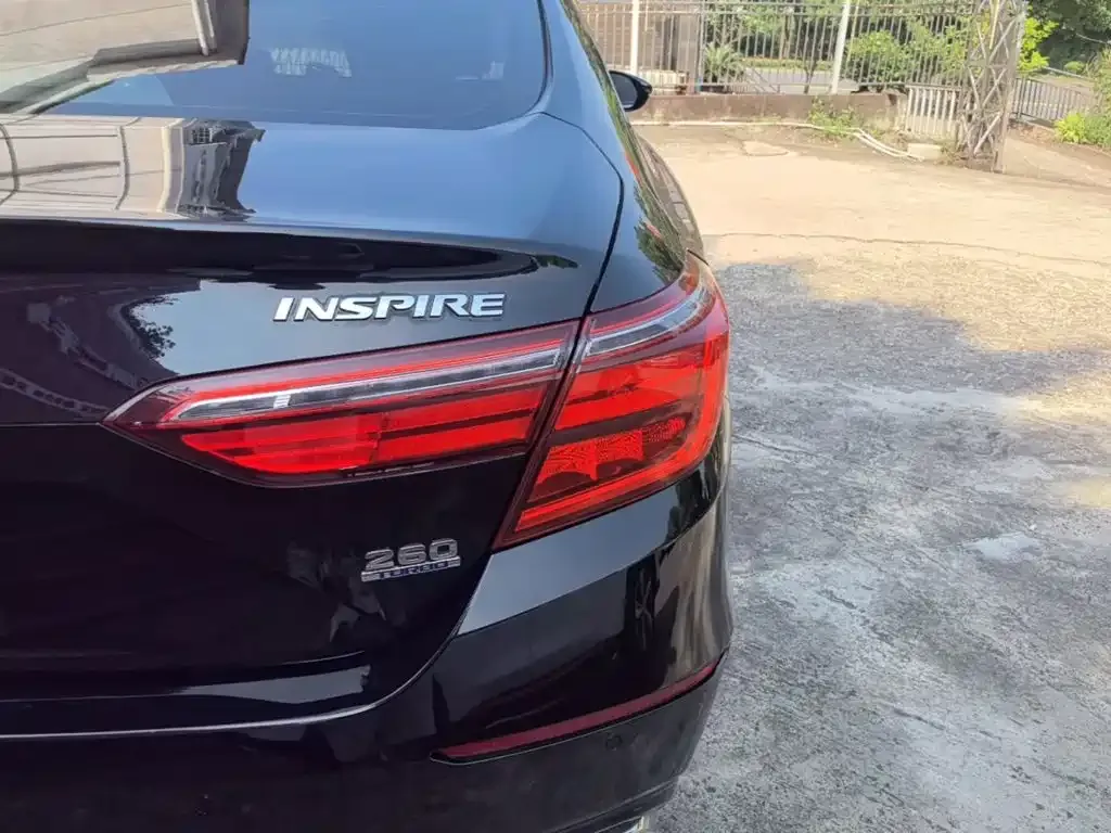 Honda Inspire — фото 9