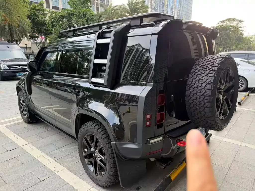 Land Rover Defender — фото 4
