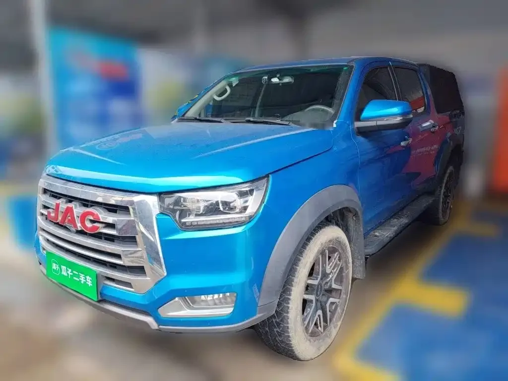 JAC T8