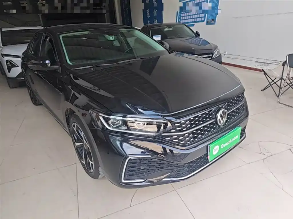 Volkswagen Passat — фото 7
