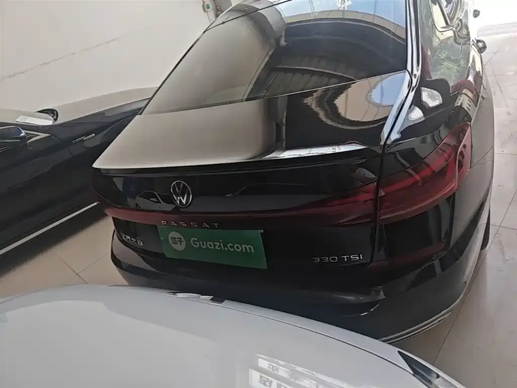 Volkswagen Passat — фото 2