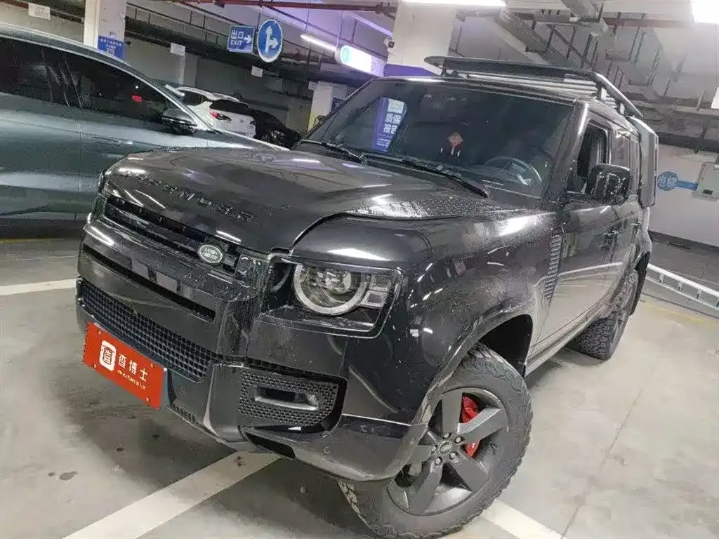 Land Rover Defender — фото 1