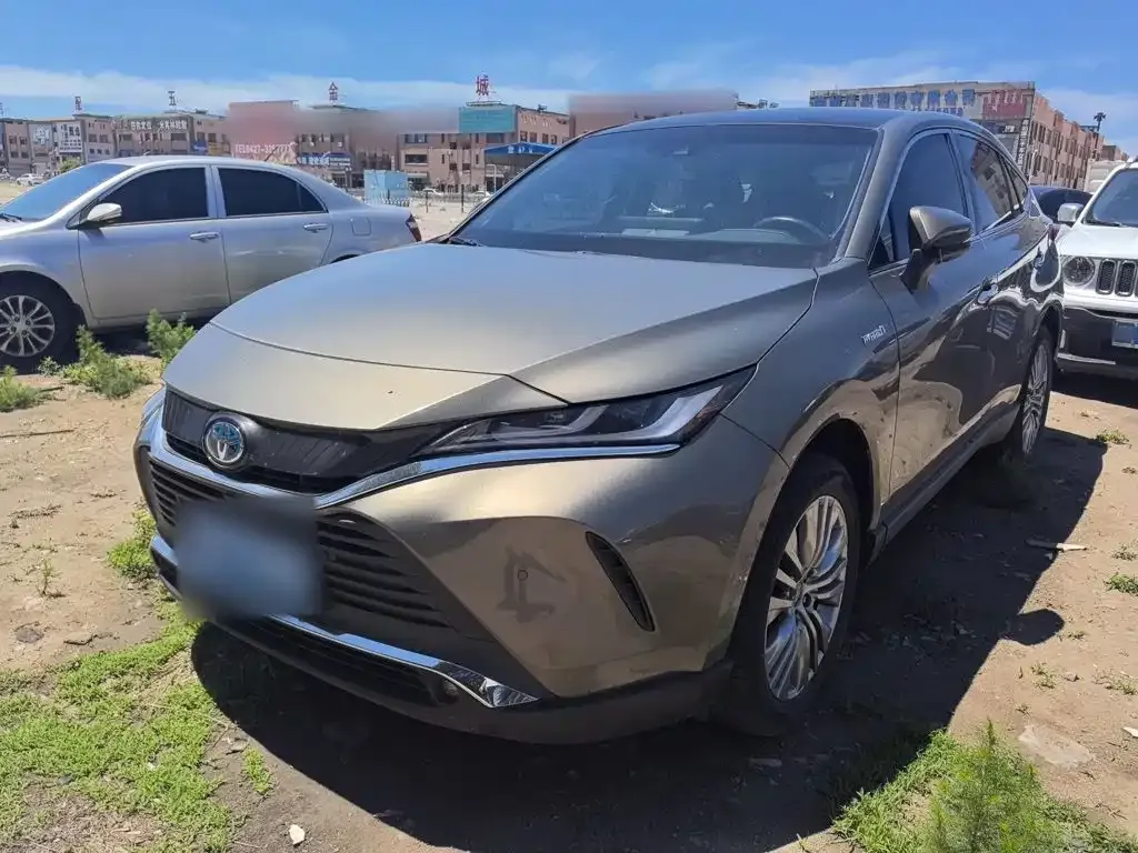 Toyota Harrier — фото 4