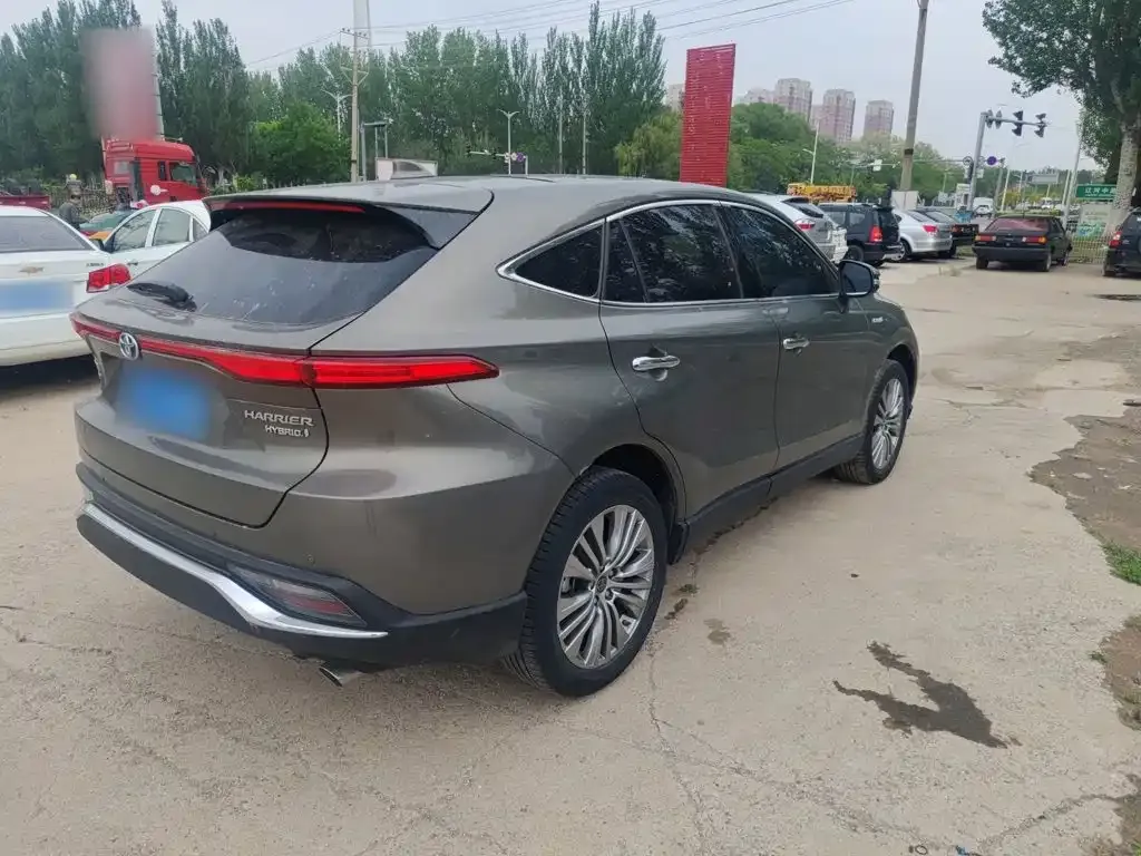 Toyota Harrier — фото 7
