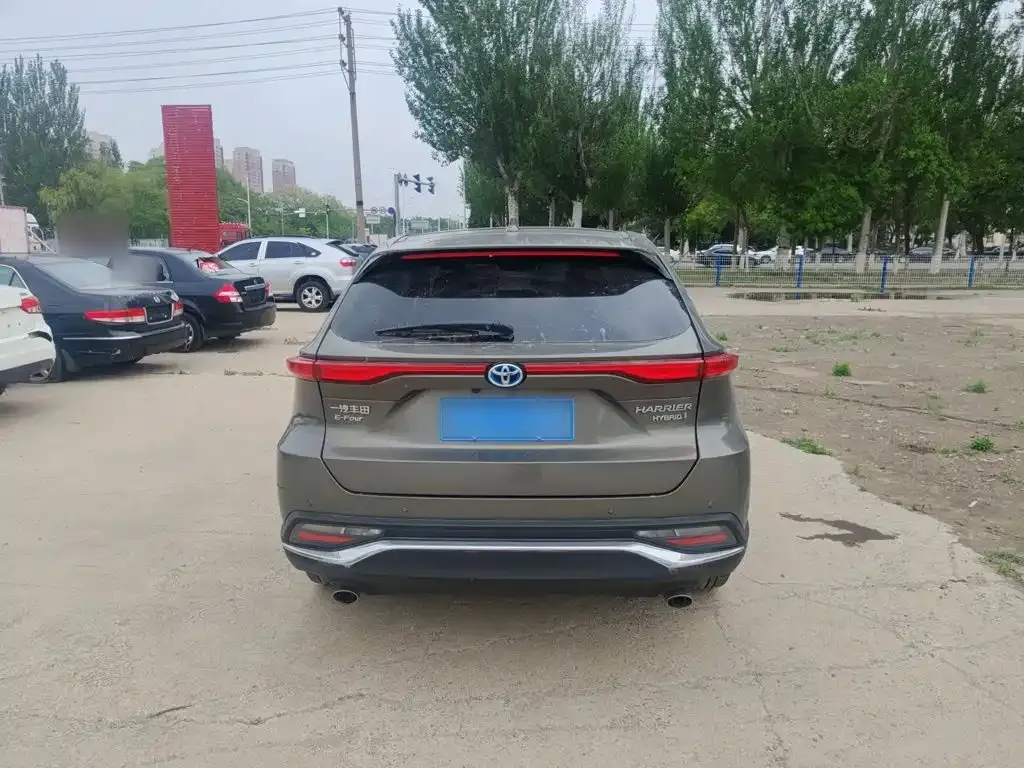 Toyota Harrier — фото 9