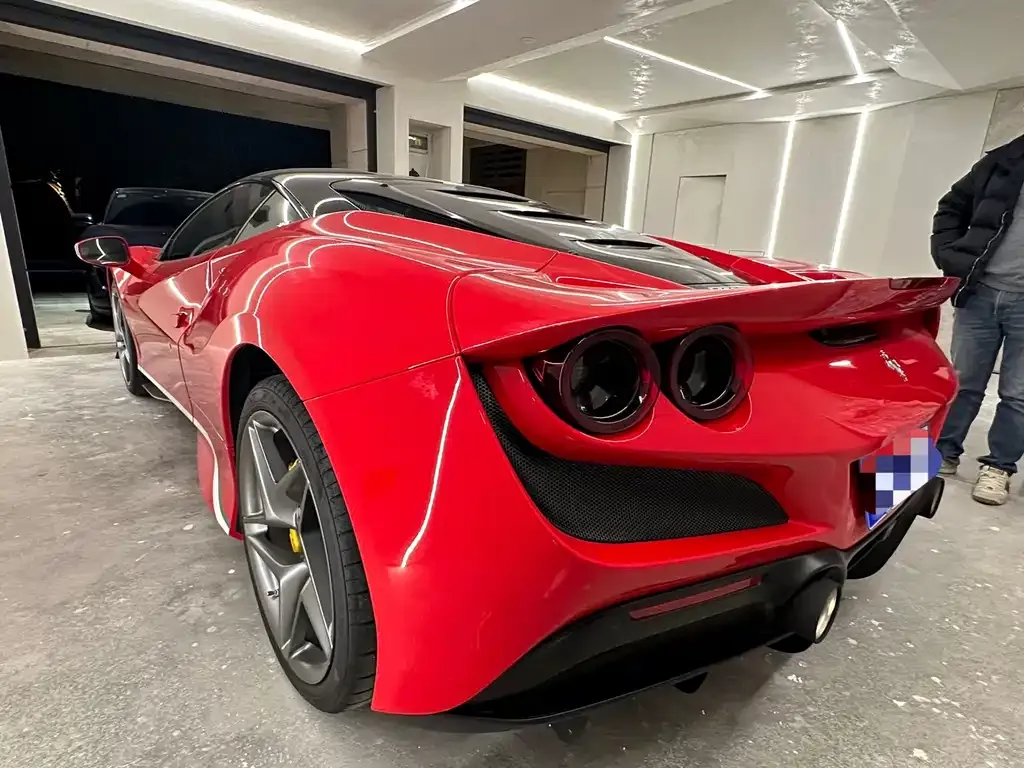 Ferrari F8 — фото 2