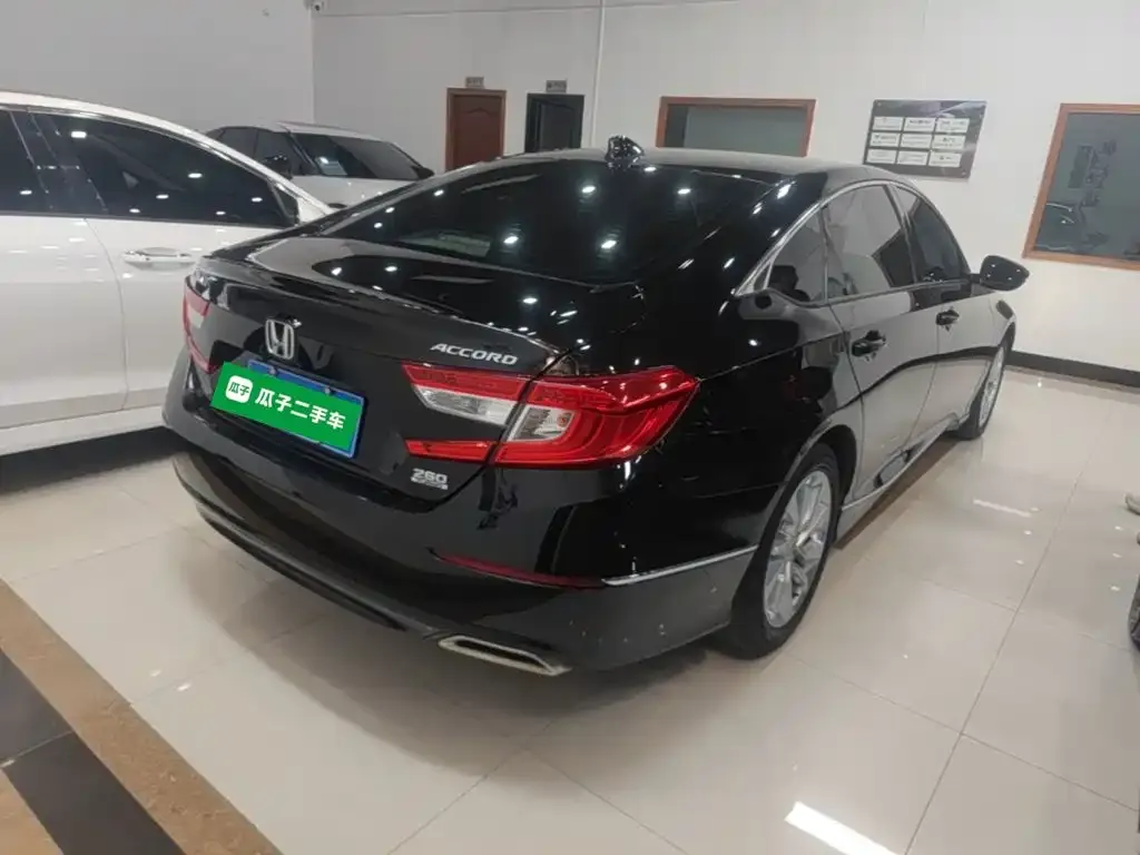 Honda Accord — фото 5