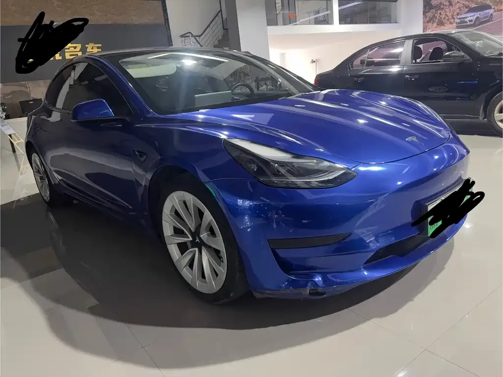 Tesla Model 3 — фото 10