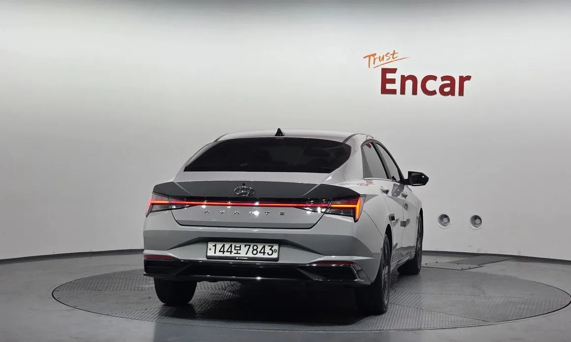 Hyundai AVANTE 2021 из KR, фото 3