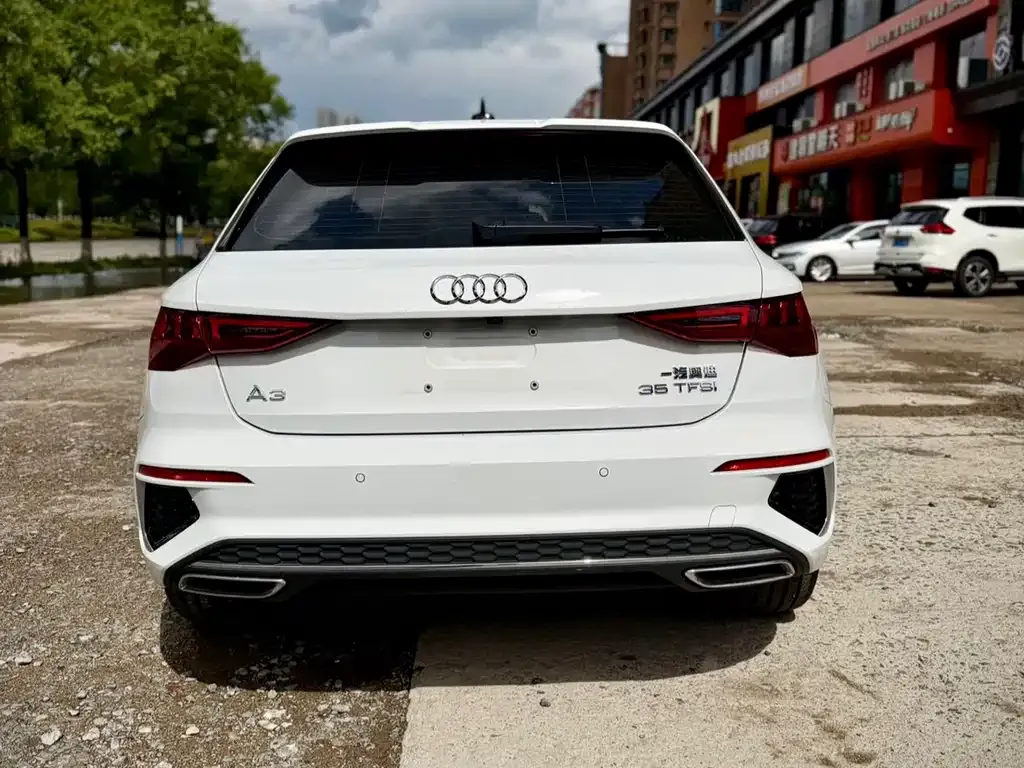 Audi A3 — фото 2